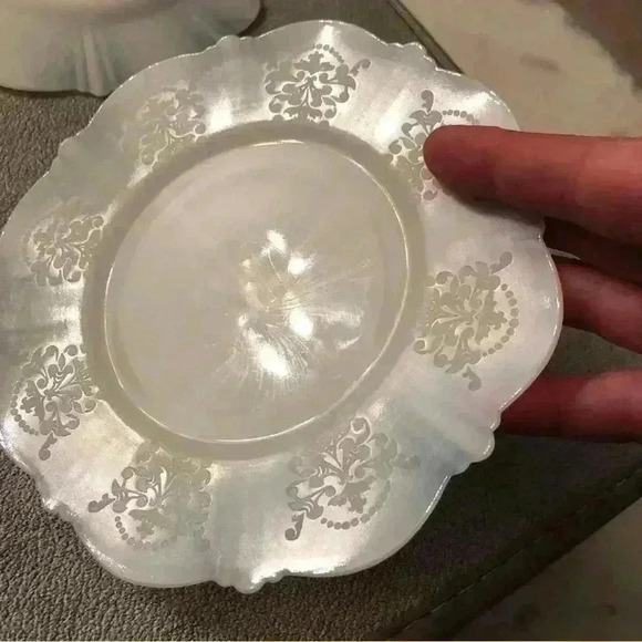 Set of 2 small  plates in the American Sweetheart pattern by Macbeth Evans 1930s - Picture 5 of 8